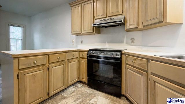 708 Yorkshire Court, Florence, SC 29505