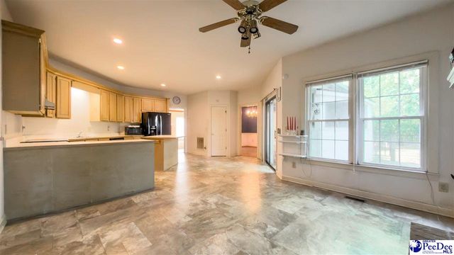 708 Yorkshire Court, Florence, SC 29505