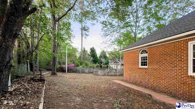 708 Yorkshire Court, Florence, SC 29505