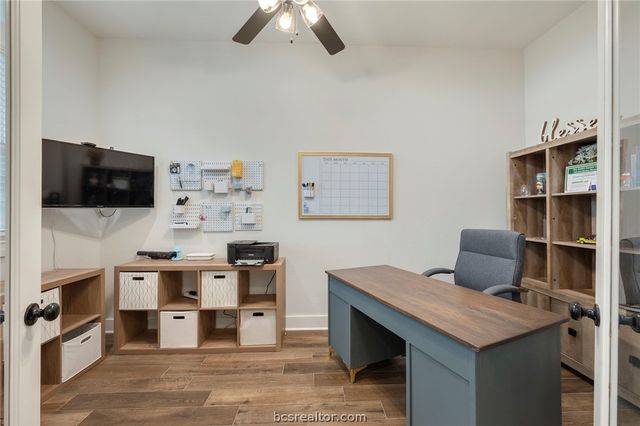 4357 Fox River Lane, Bryan, TX 77802