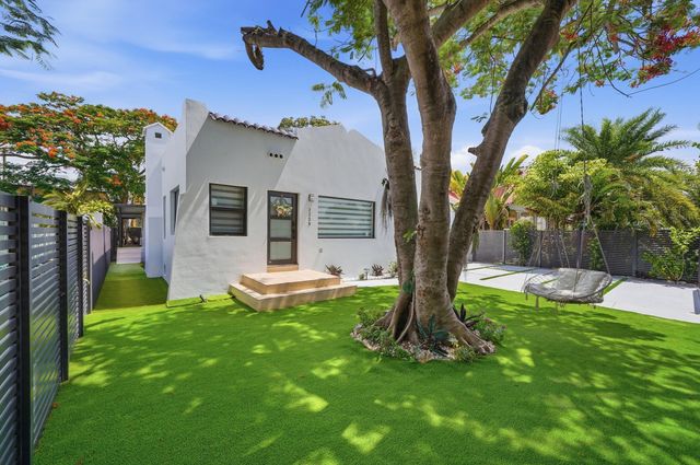 2239 SW 10TH Street, Miami, FL 33135