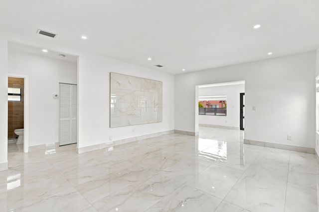 2239 SW 10TH Street, Miami, FL 33135