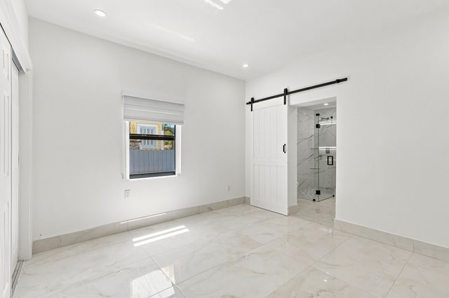 2239 SW 10TH Street, Miami, FL 33135