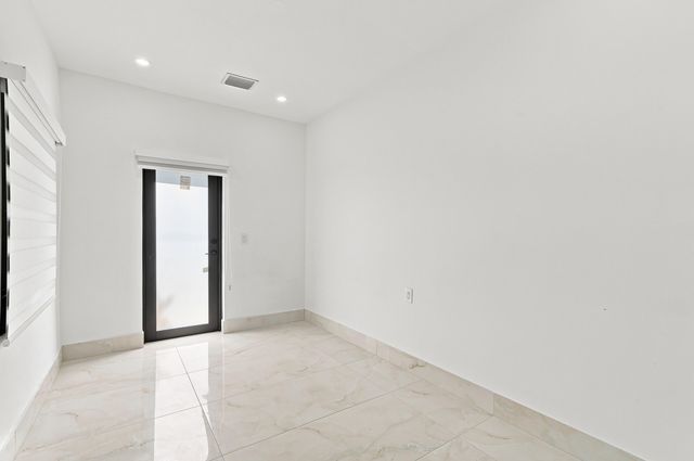 2239 SW 10TH Street, Miami, FL 33135