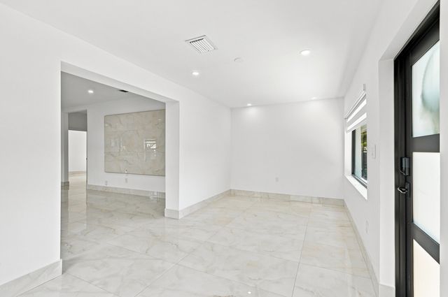 2239 SW 10TH Street, Miami, FL 33135