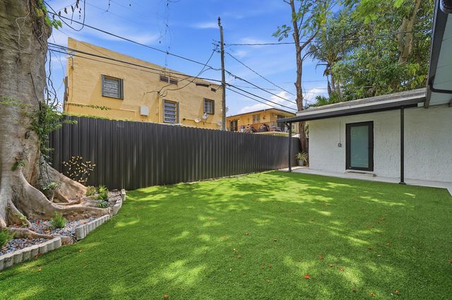 2239 SW 10TH Street, Miami, FL 33135