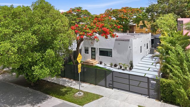 2239 SW 10TH Street, Miami, FL 33135