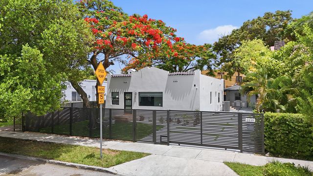 2239 SW 10TH Street, Miami, FL 33135