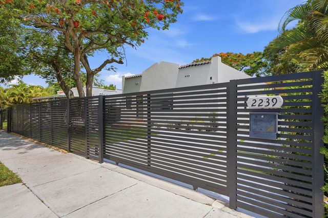 2239 SW 10TH Street, Miami, FL 33135