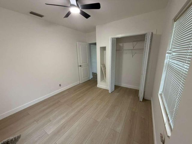 135 SE 4th Street, Hallandale Beach, FL 33009