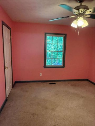 110 Balouse Gilley Drive, Carrollton, GA 30116