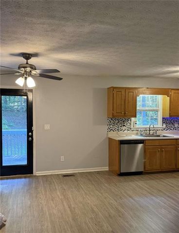 110 Balouse Gilley Drive, Carrollton, GA 30116