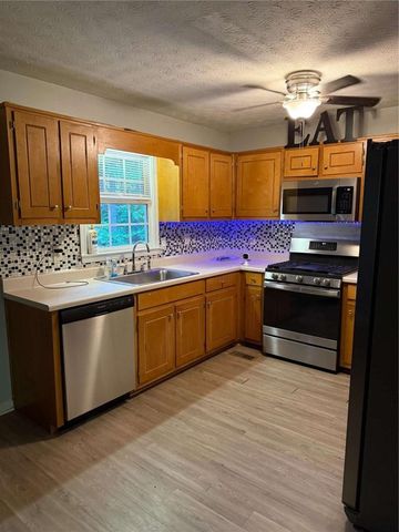 110 Balouse Gilley Drive, Carrollton, GA 30116
