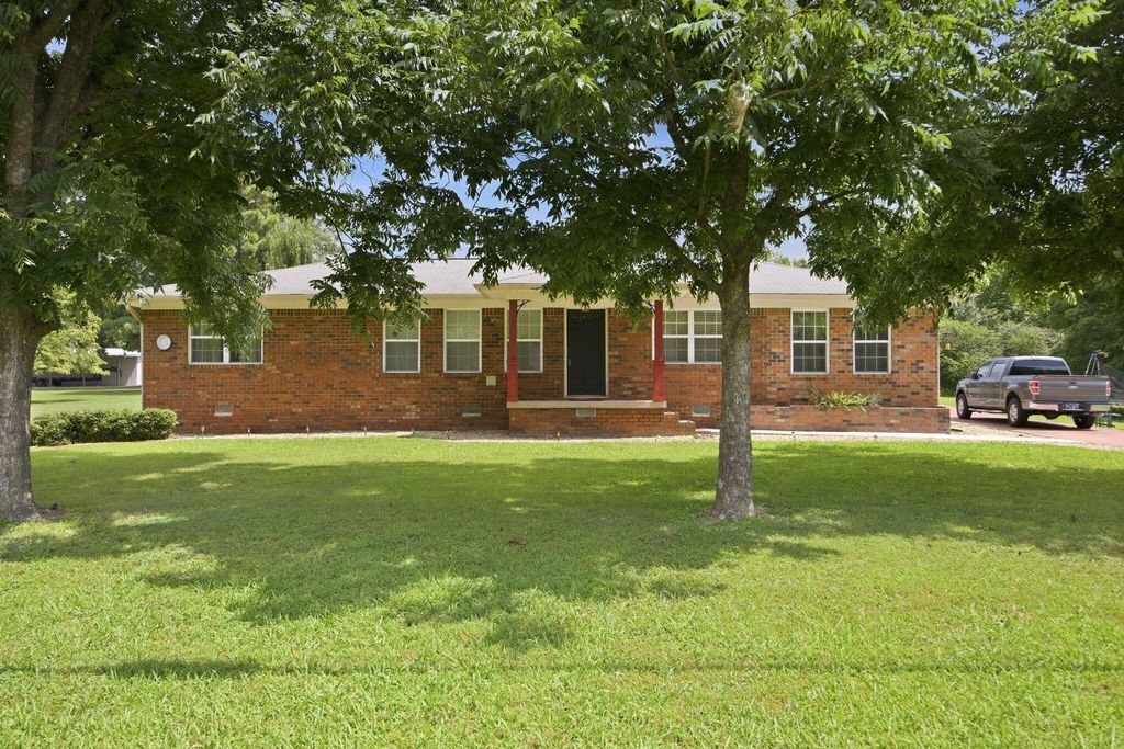 2025 Hawk Street, SE, Cleveland, TN 37323