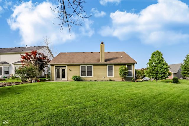 7068 Summer Oak Drive, Noblesville, IN 46062