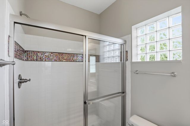 7068 Summer Oak Drive, Noblesville, IN 46062