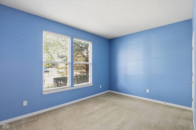 7068 Summer Oak Drive, Noblesville, IN 46062