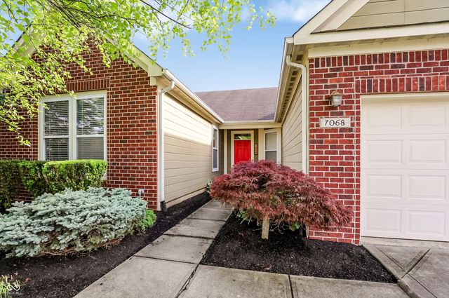 7068 Summer Oak Drive, Noblesville, IN 46062