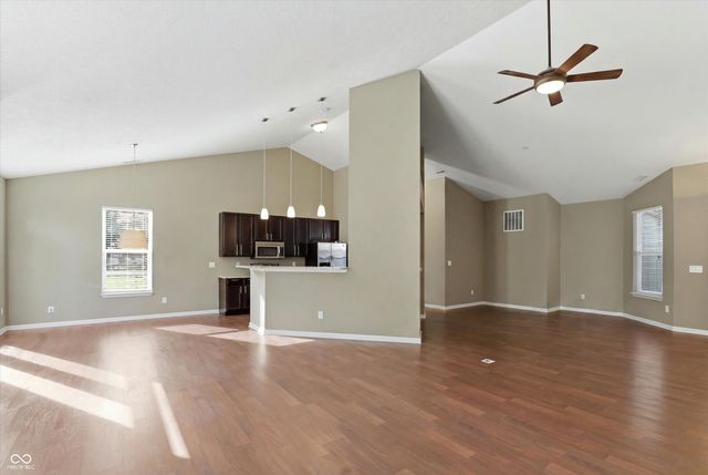 7068 Summer Oak Drive, Noblesville, IN 46062
