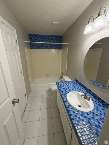 1563 S 600 E, Springville, UT 84663