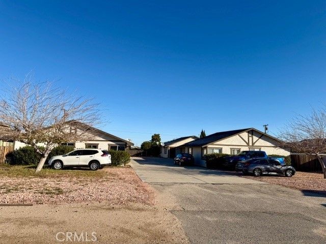 13890 Juniper, Hesperia, CA 92345
