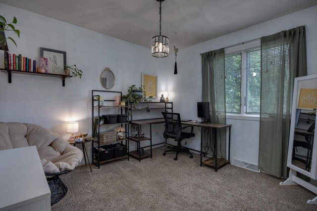 1015 N Willard Avenue, Janesville, WI 53545