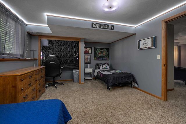 1015 N Willard Avenue, Janesville, WI 53545