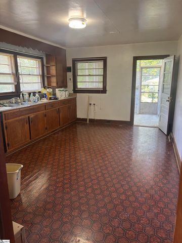 263 Baker Circle, Marietta, SC 29661