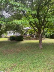 263 Baker Circle, Marietta, SC 29661