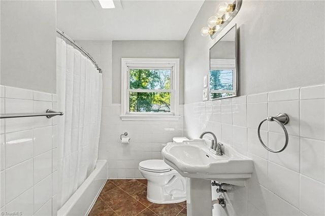 3708 Parkwood Drive, Greensboro, NC 27403