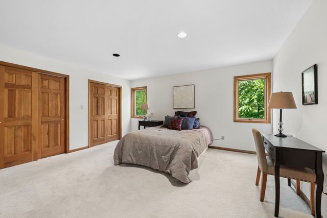 6414 Vermont Trail, Crystal Lake, IL 60012
