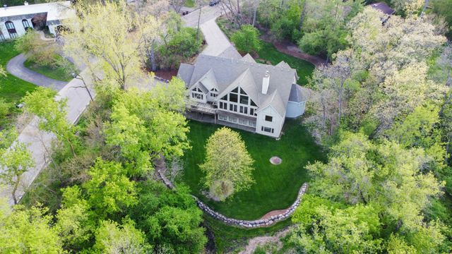6414 Vermont Trail, Crystal Lake, IL 60012