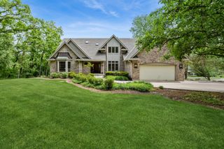 6414 Vermont Trail, Crystal Lake, IL 60012