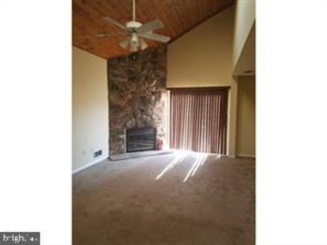 443 BROWN BRIAR CIR, Horsham, PA 19044