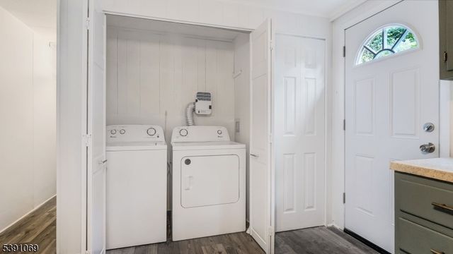 9 Greenwich Dr, High Bridge Boro, NJ 08829