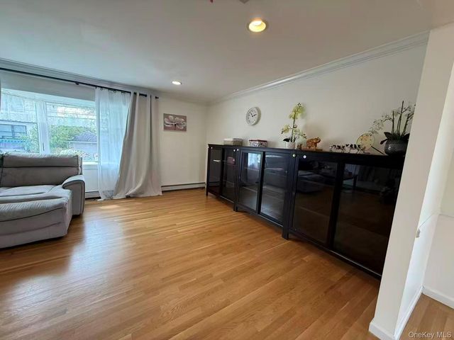 2817 Clubhouse Road, Bellmore, NY 11710
