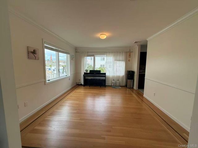 2817 Clubhouse Road, Bellmore, NY 11710