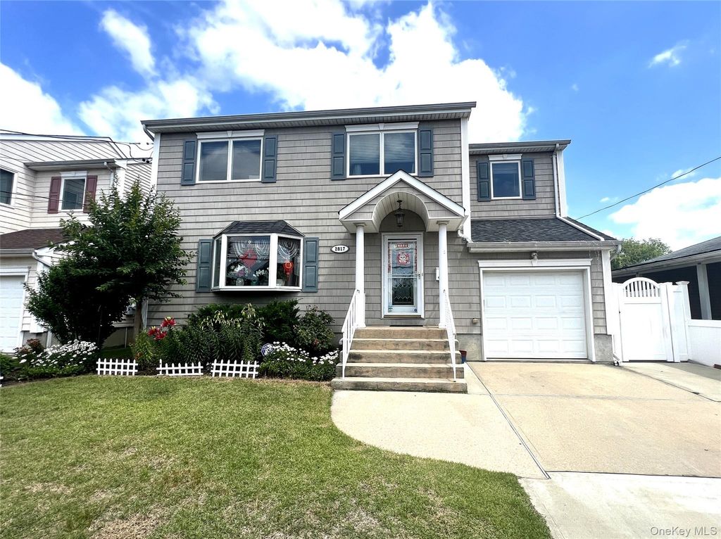 2817 Clubhouse Road, Bellmore, NY 11710