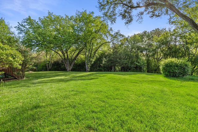 1370 Dunns Court, Fox Lake, IL 60020