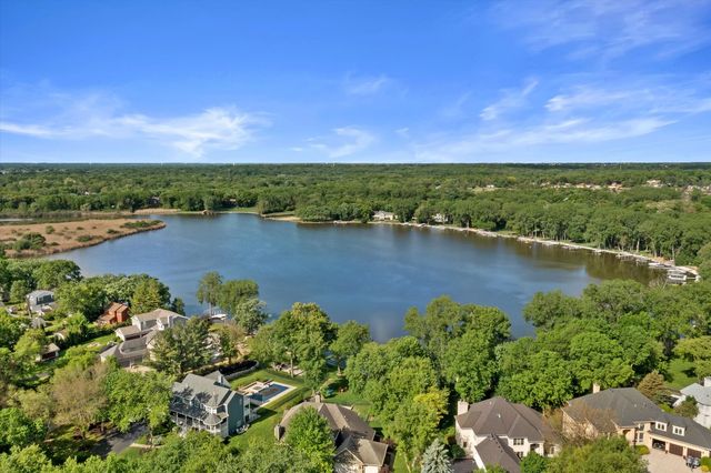 1370 Dunns Court, Fox Lake, IL 60020