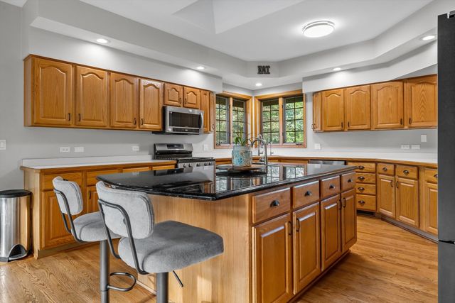 1370 Dunns Court, Fox Lake, IL 60020