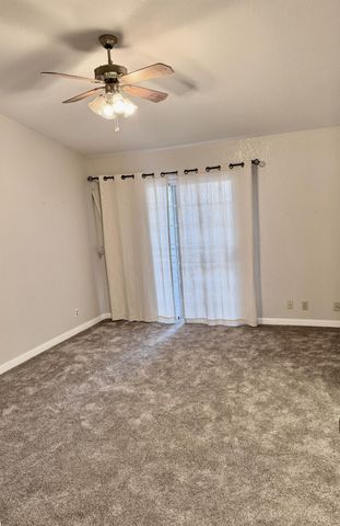 1468 Plymouth Rock Way, Clovis, CA 93612