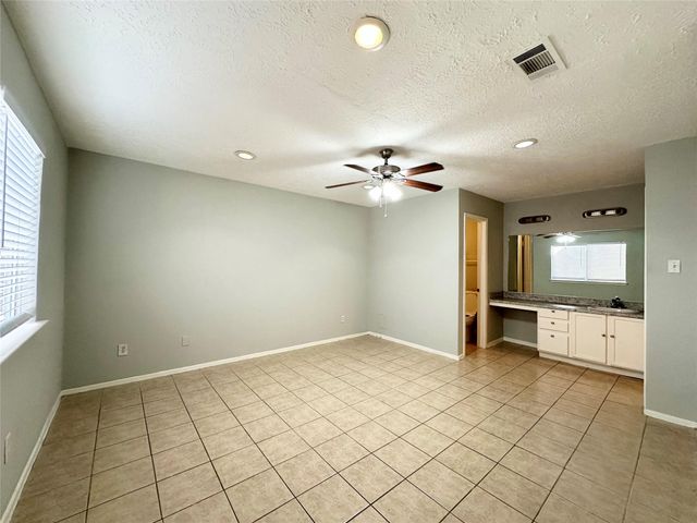6722 Kearney Drive, Richmond, TX 77469