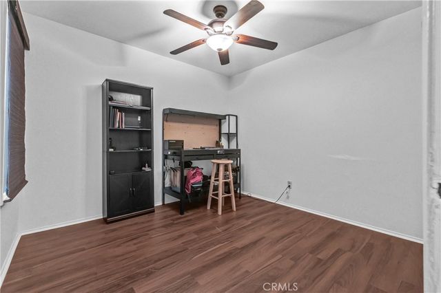 30 Camelback N, Carson, CA 90745