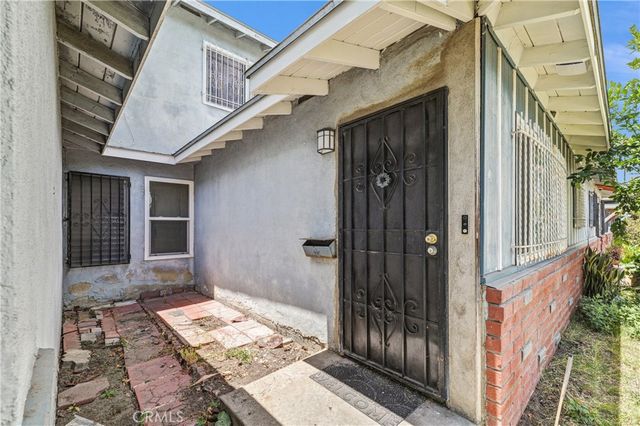 30 Camelback N, Carson, CA 90745