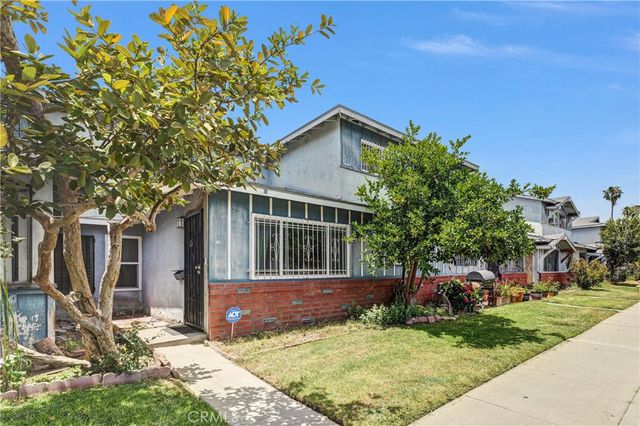 30 Camelback N, Carson, CA 90745