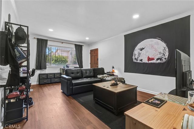 30 Camelback N, Carson, CA 90745