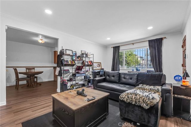30 Camelback N, Carson, CA 90745