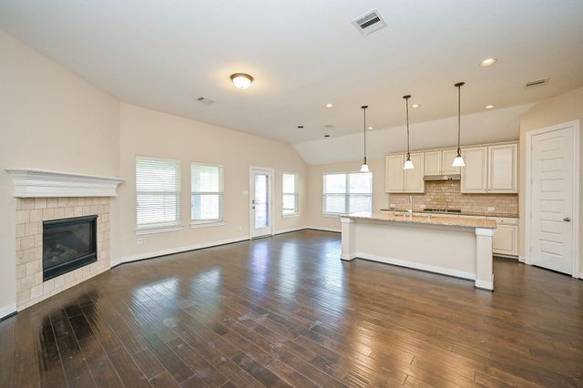 5823 Hillside River Lane, Richmond, TX 77407