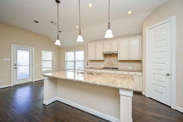 5823 Hillside River Lane, Richmond, TX 77407